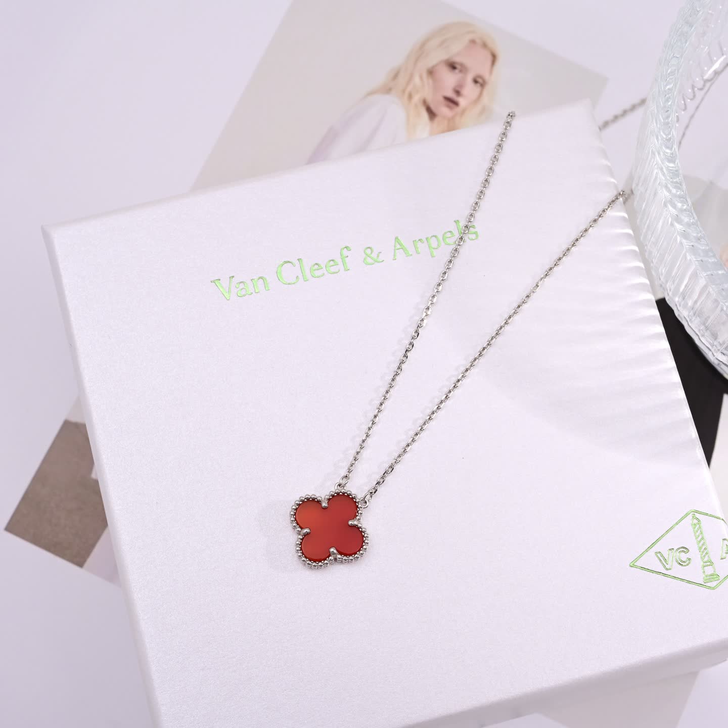 Van Cleef & Arpels Max Mara Clover-Shaped Pendant Necklace